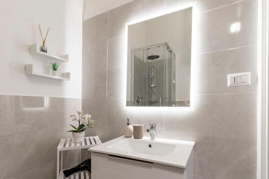 Centro Deluxe Suite Con Wi-Fi E Netflix Torino Dış mekan fotoğraf