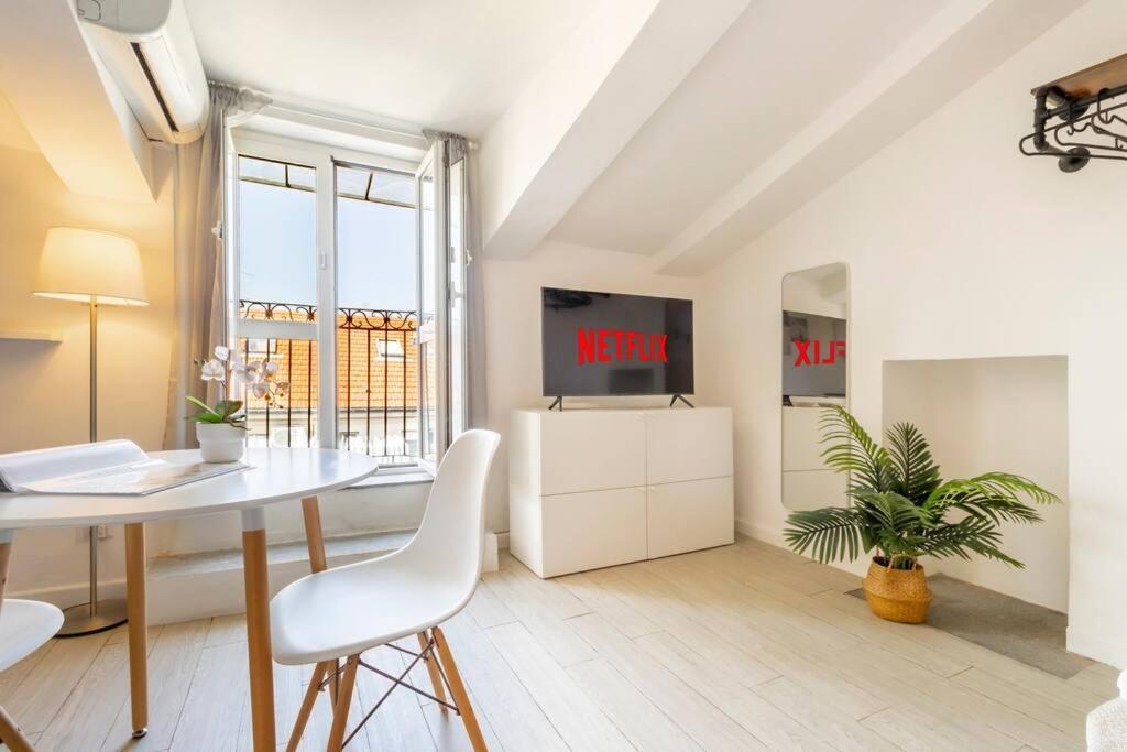 Centro Deluxe Suite Con Wi-Fi E Netflix Torino Dış mekan fotoğraf